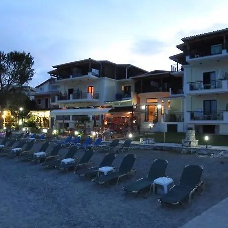 Madouri ακτή Nydri (Lefkada)